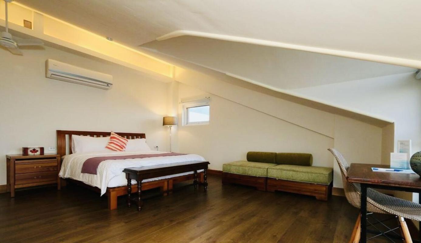 Coastline Azure B&B Тонхэ Экстерьер фото