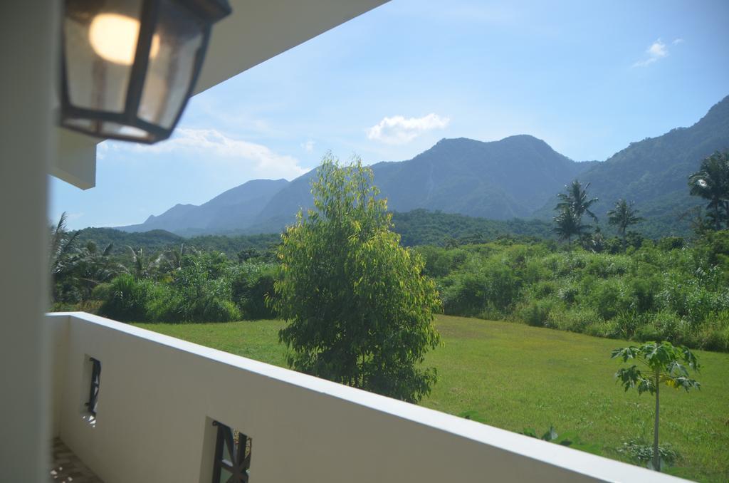 Coastline Azure B&B Тонхэ Экстерьер фото